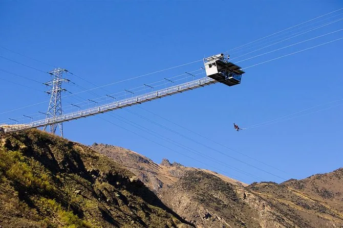 Nevis Swing au-dessus du canyon
